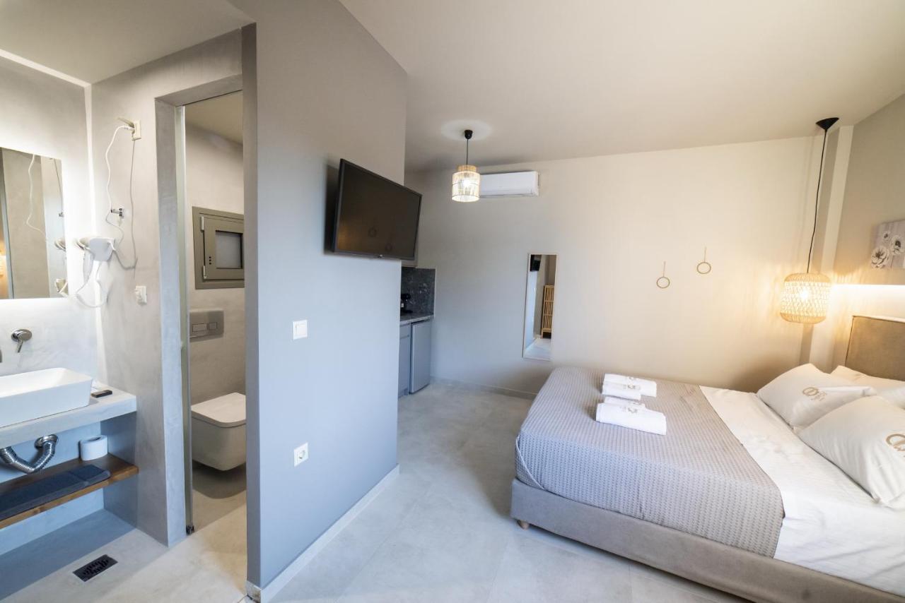 Dhiminio Theros Suites المظهر الخارجي الصورة