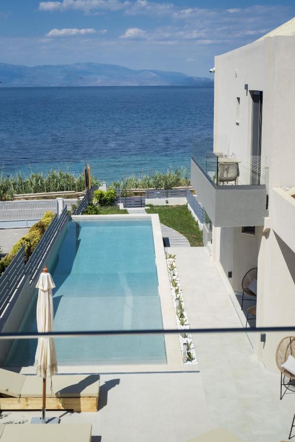 Dhiminio Theros Suites المظهر الخارجي الصورة
